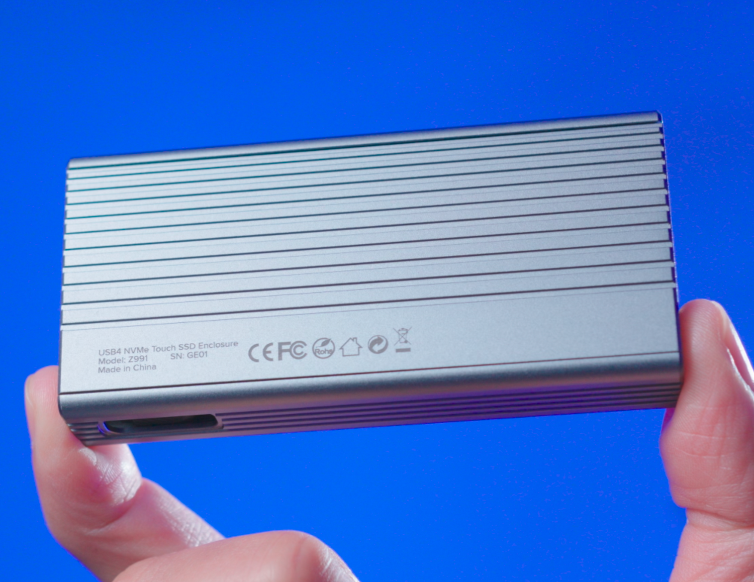 Pre-order】Zike Vault – World's First 40Gbps Portable SSD with Pre-order】Zike Vault – World's First 40Gbps Portable SSD with